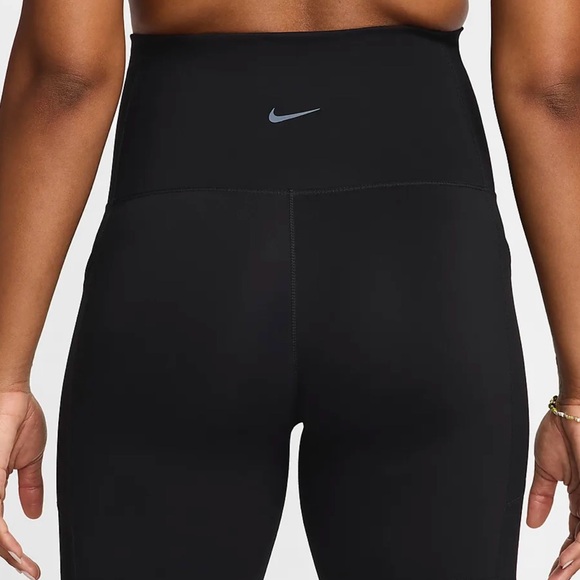 Nike Women's Dri-FIT High-Waisted 8" Biker Shorts With Pockets (Maternity) - Picture 3 of 9